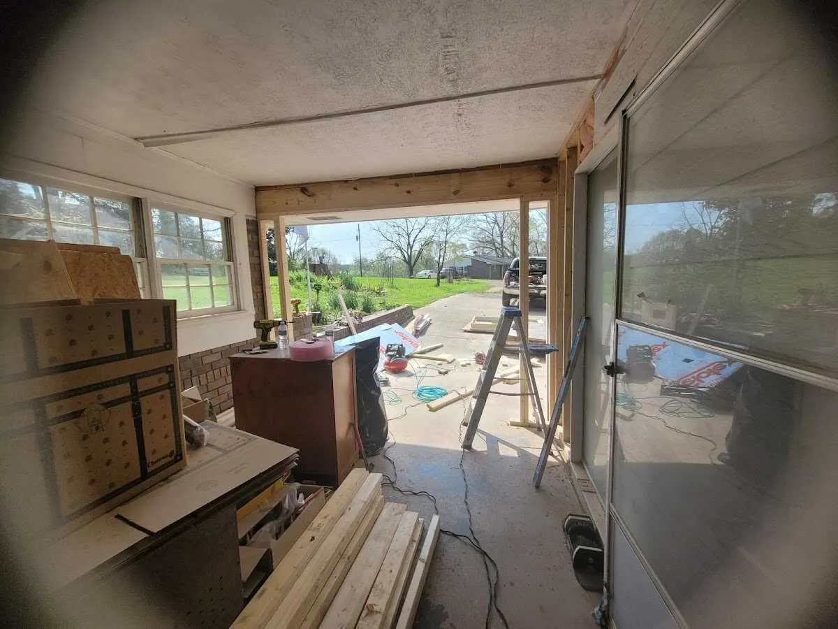 Air movers and dehumidifier for Water Mitigation Services in Tice